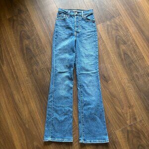 Levis High Rise Ribcage Boot Jeans - Size W26 L33